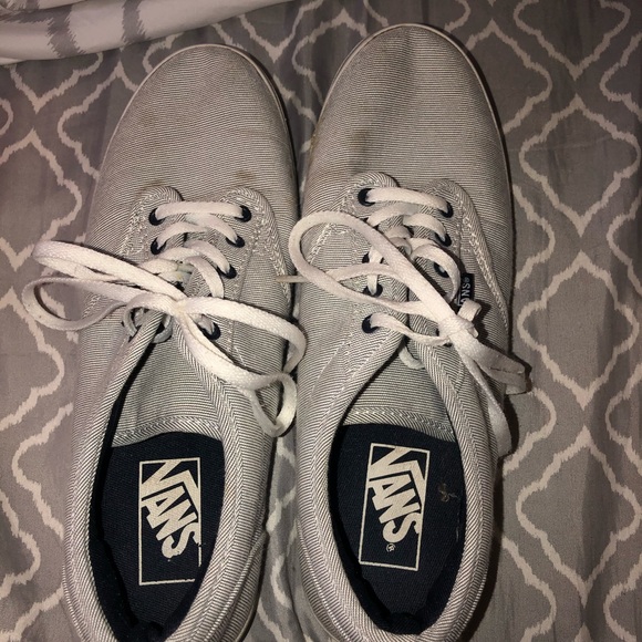 Vans - Picture 7 of 7